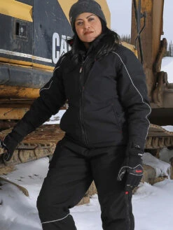 Refrigiwear Women's Insulated Softshell Jacket -Refrigiwear 0493 model3 05398.1699388847