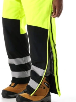 Refrigiwear HiVis Insulated Softshell High Bib Overalls 16 Refrigiwear HiVis Insulated Softshell High Bib Overalls -Refrigiwear 7497HVL Side zipper 18765.1692735356