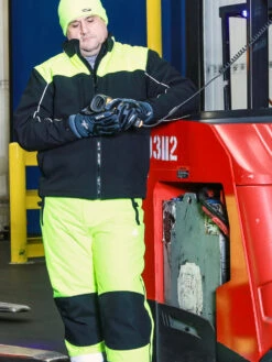 Refrigiwear Two-Tone HiVis Insulated Jacket -Refrigiwear 8220 Action1 41079.1667838709